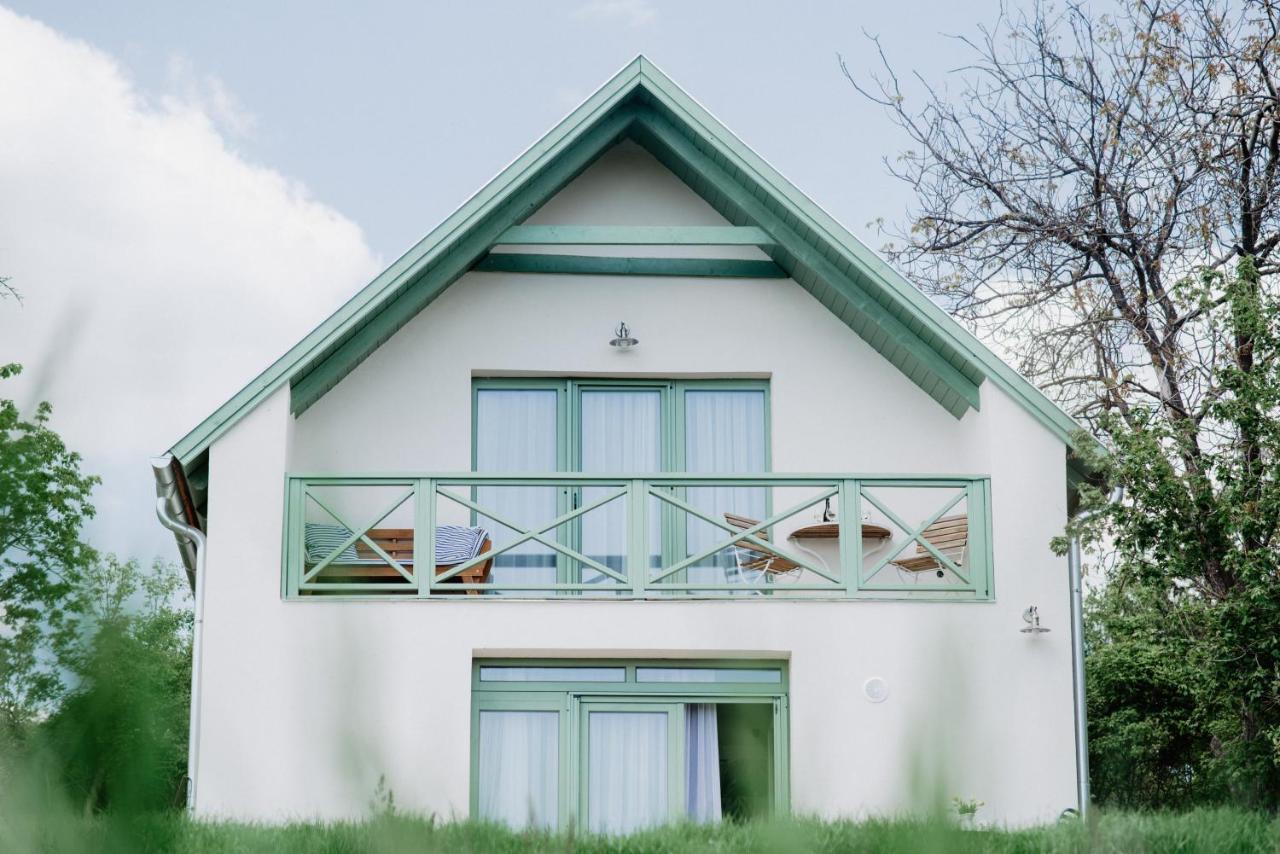 Cukormadár Vendégház Lovas Exterior foto